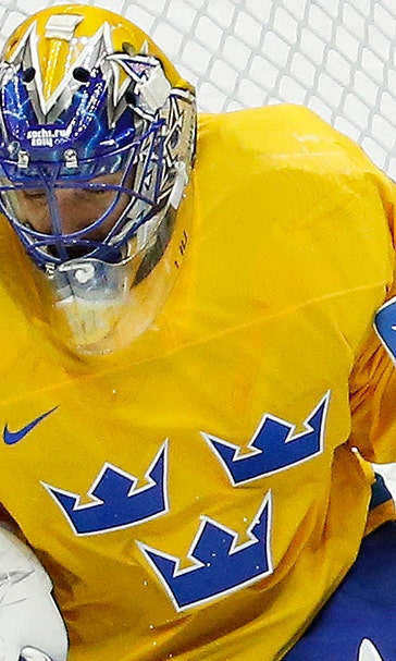 Sweden shuts out Slovenia to reach men's hockey semis